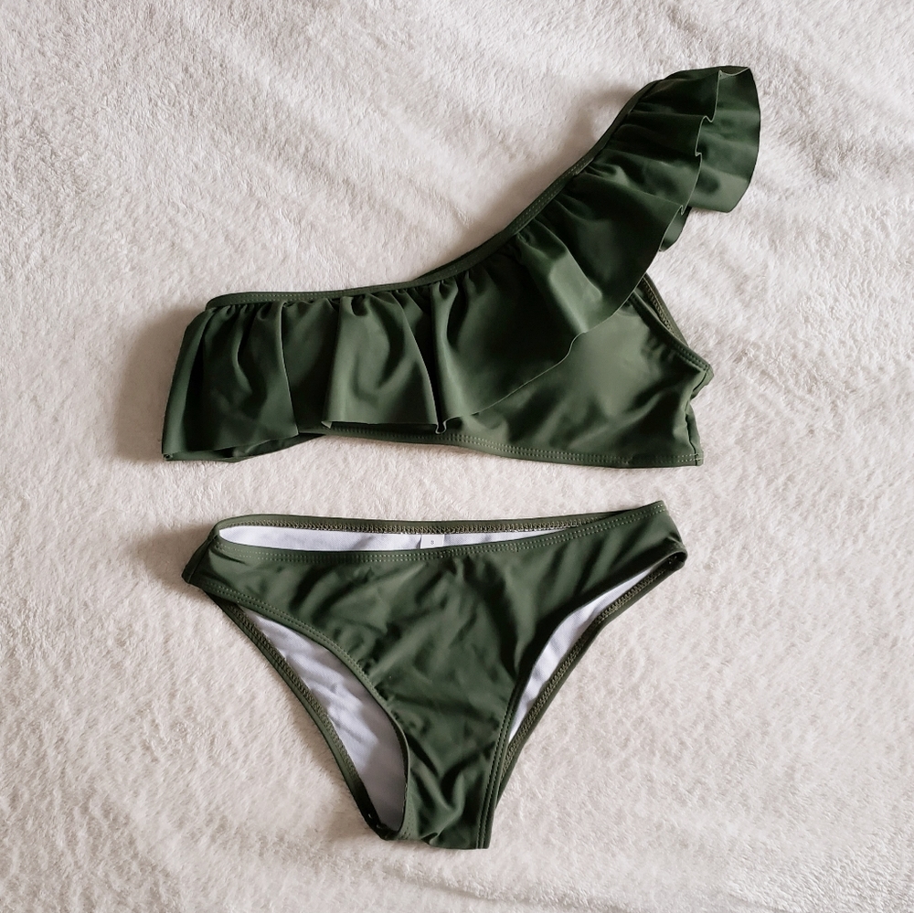 One shoulder ruffle bikini. Olive green, sz Small